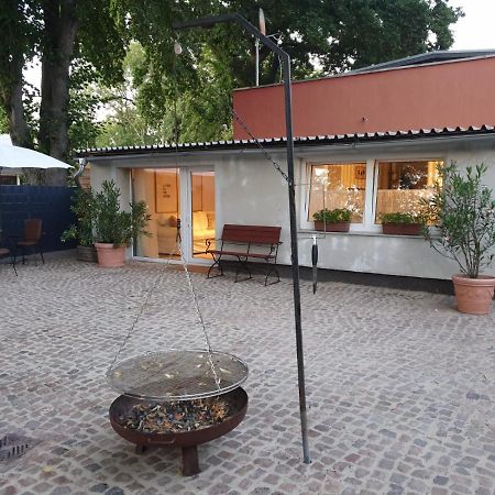 Ferienwohnung Lindenhof, Zentrumsnah Mit Terrasse Und Grillmoeglichkeit Магдебург Экстерьер фото